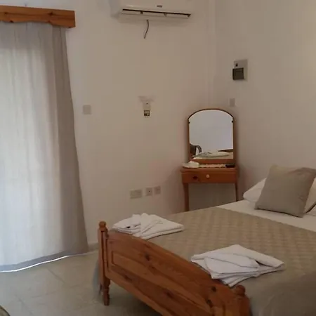 Hotel Paradise Kazaphani