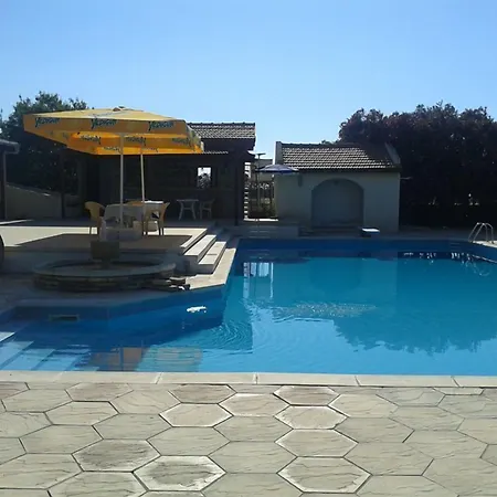 Paradise Hotel