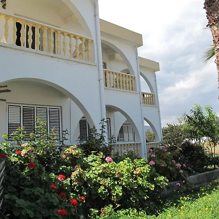 Hotel Paradise Kazaphani