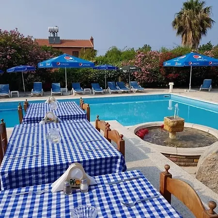 Hotel Paradise 3*